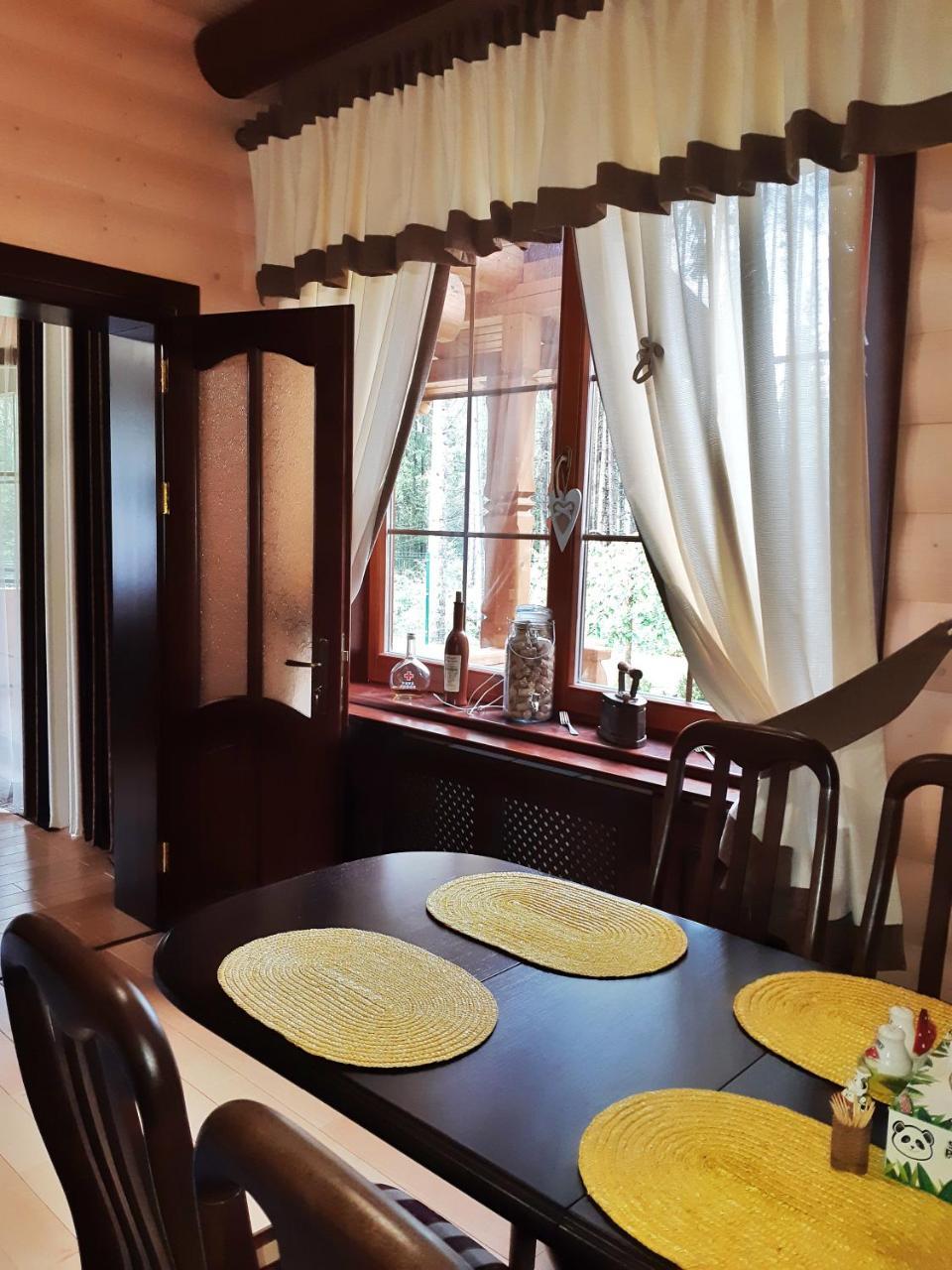 Knyazhyi Dvir Apartment Strigalnya Luaran gambar