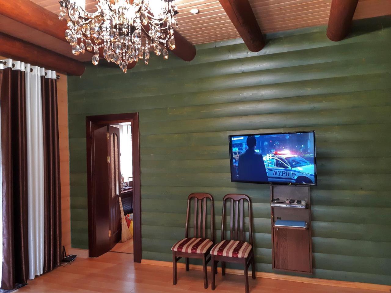 Knyazhyi Dvir Apartment Strigalnya Luaran gambar