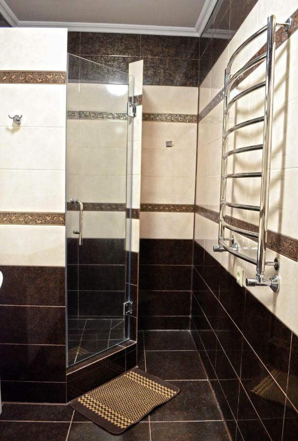 Knyazhyi Dvir Apartment Strigalnya Luaran gambar