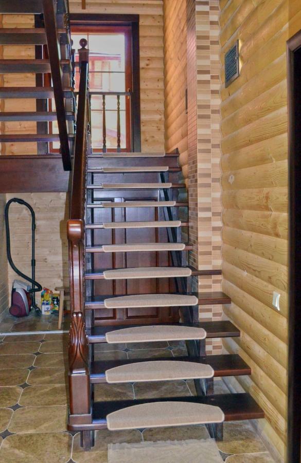 Knyazhyi Dvir Apartment Strigalnya Luaran gambar